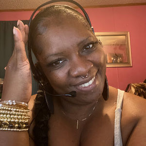 Meet your Posher, Evetta